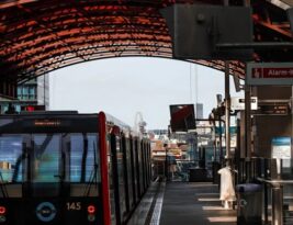 What Are the Essential Features of an E-commerce Platform?